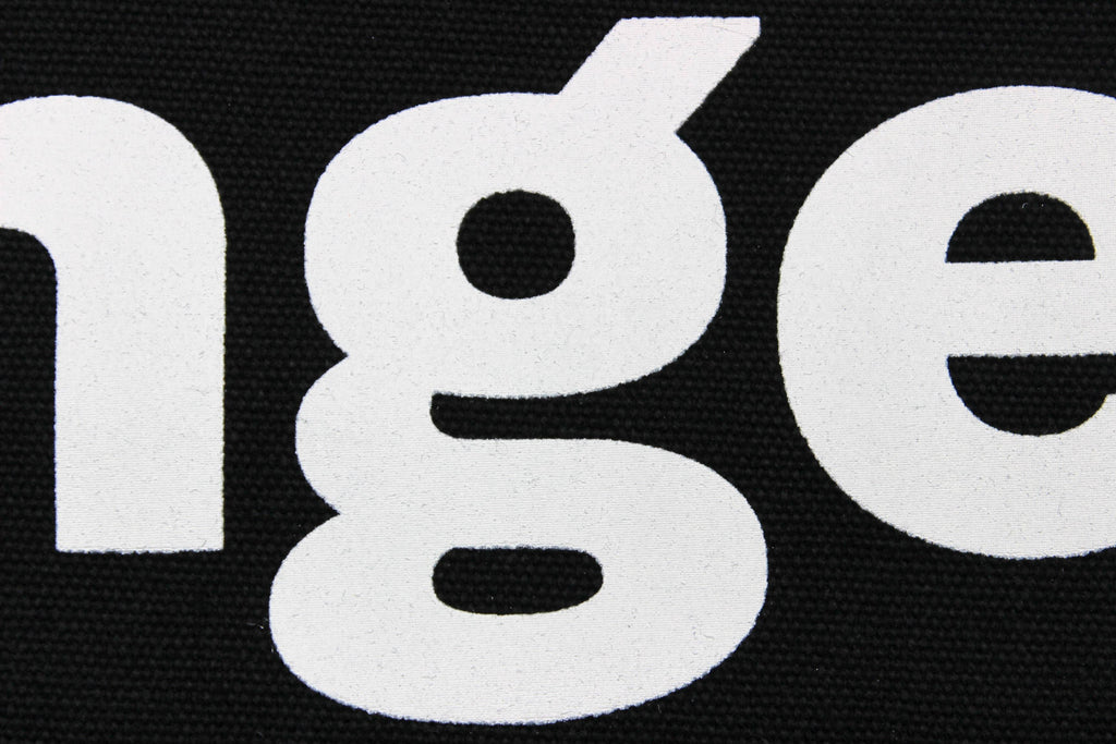 Hecho en Los Angeles Canvas Bag: Assorted Colors